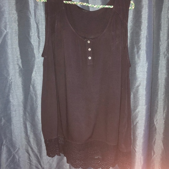 Denver Hayes XL black Boxy Tank Top- 100% Rayon, lace insert at bottom. - Picture 7 of 8
